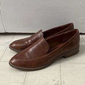 Brown Leather Pointed Loafer
